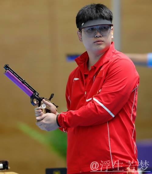 胡凯勇夺男子10米气手枪金牌